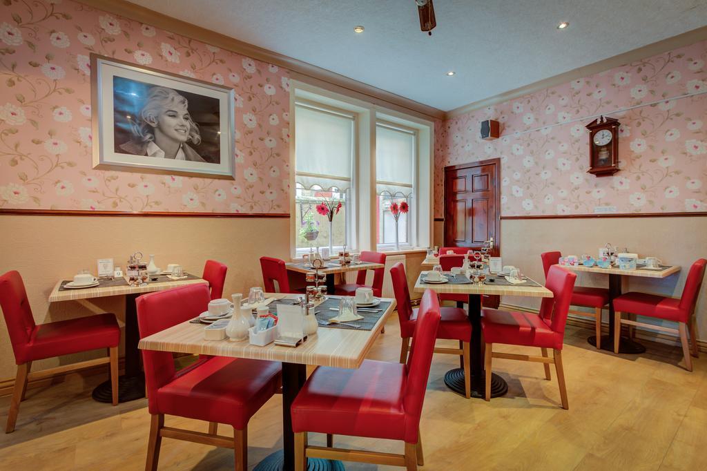 Valentine Lodge Over 21 Adult Couples Only Blackpool Exterior photo