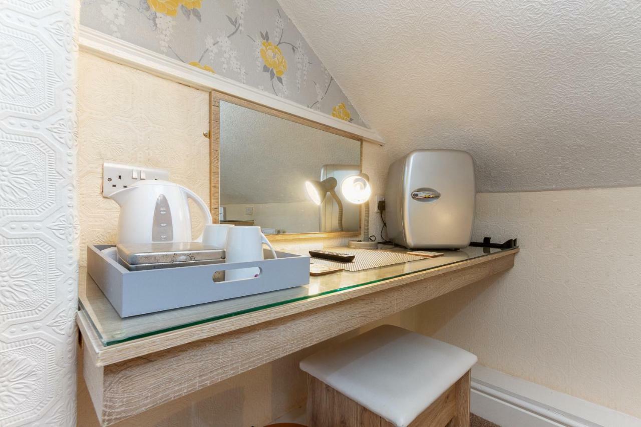 Valentine Lodge Over 21 Adult Couples Only Blackpool Exterior photo
