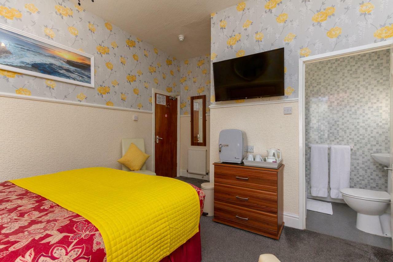 Valentine Lodge Over 21 Adult Couples Only Blackpool Exterior photo