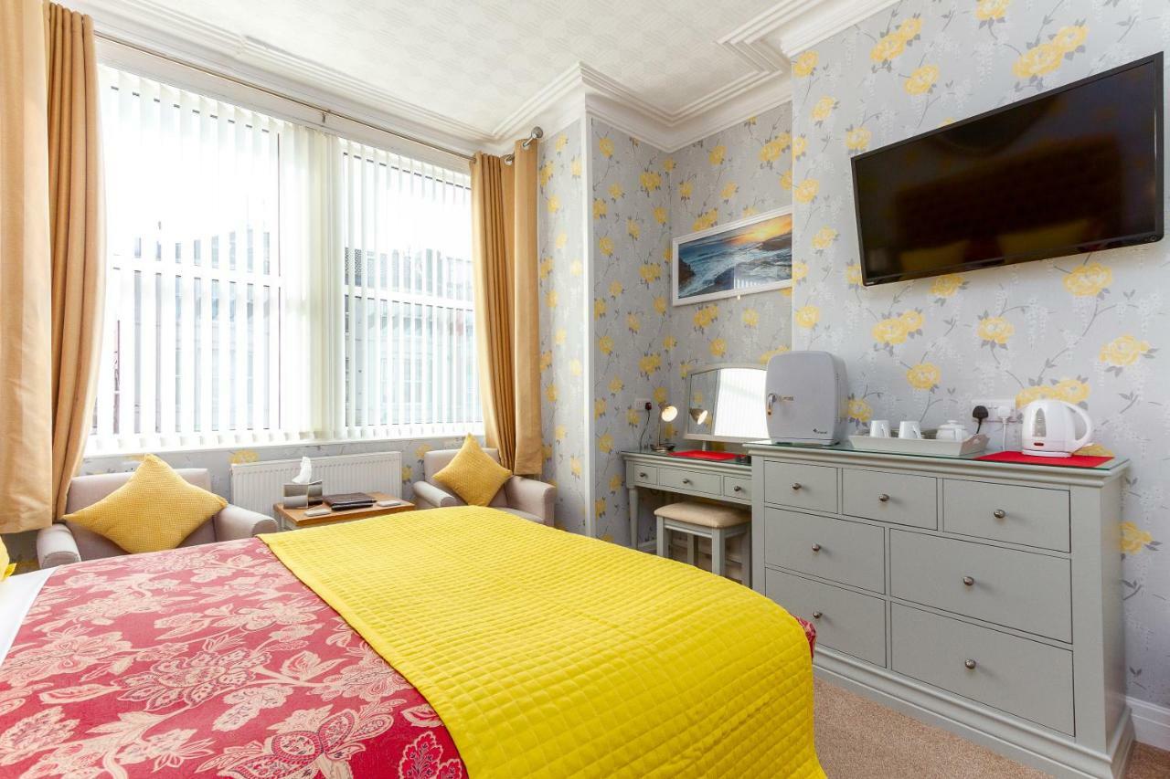 Valentine Lodge Over 21 Adult Couples Only Blackpool Exterior photo