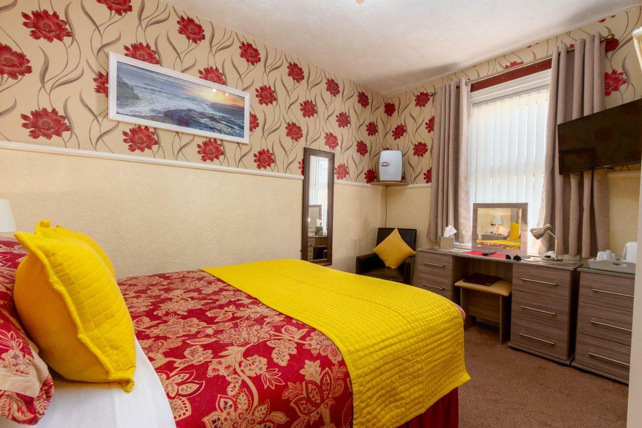 Valentine Lodge Over 21 Adult Couples Only Blackpool Exterior photo